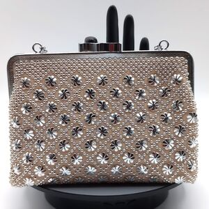 Du-Val|NWOT Champagne Pink Clutch With Silver Toned Detailing & Studded Pattern